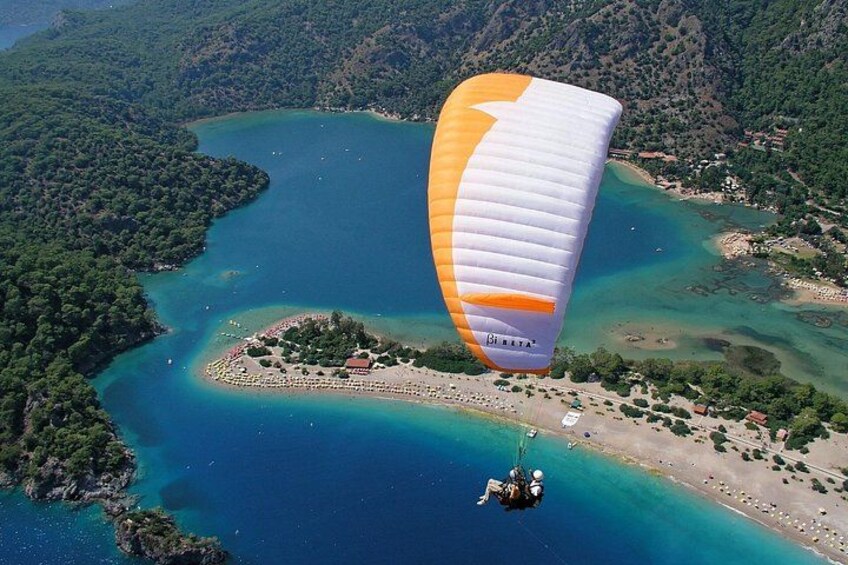 From Istanbul: Paragliding private activity with guide 2