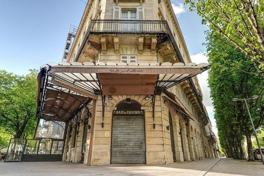 Bordeaux Private Walking Tour With A Professional Guide