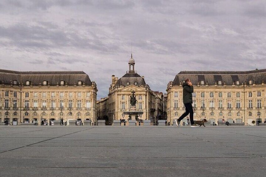 Bordeaux Private Walking Tour