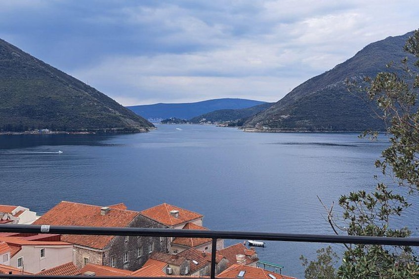Montenegro tour: Small sizes: Perast, Kotor and Budva, boat ride 5