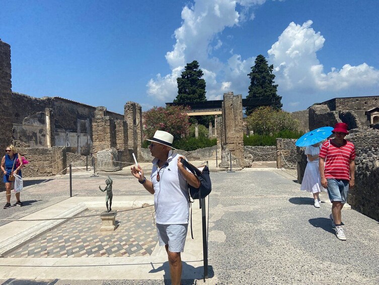 Skip The Line Trip to Pompeii by Train from Sorrento 1