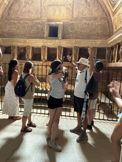 Skip The Line Trip to Pompeii by Train from Sorrento 2