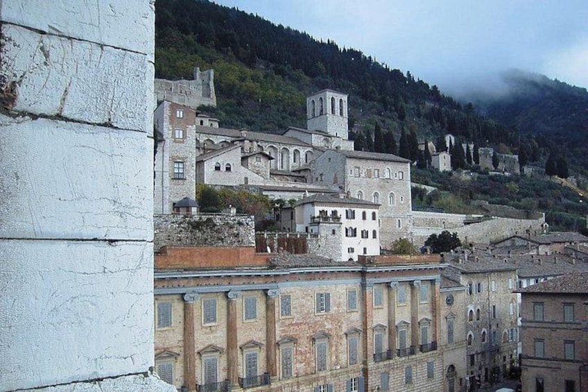 Gubbio: Private walking tour with official guide 2