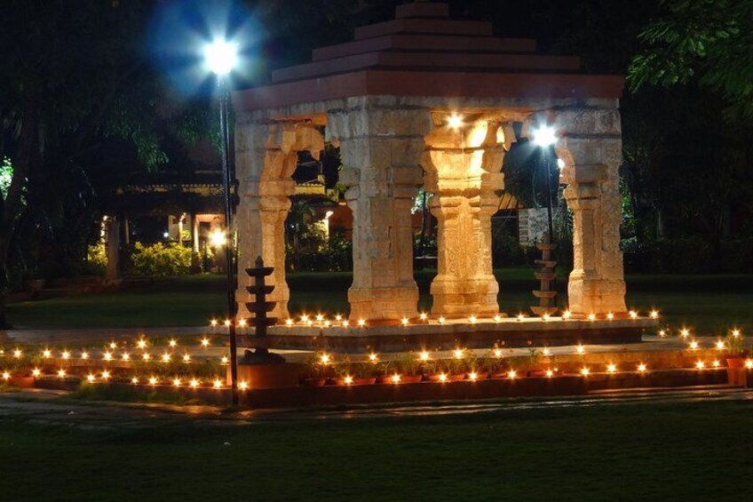 Night Walk Hyderabad (2 Hour Guided Walking Tour) 1