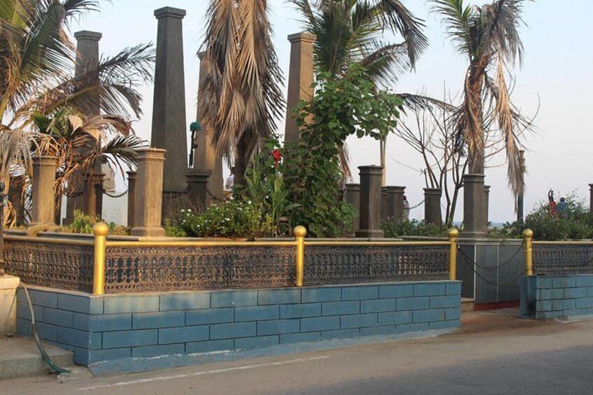 Best of the Pondicherry (Guided Full Day City Tour) 4