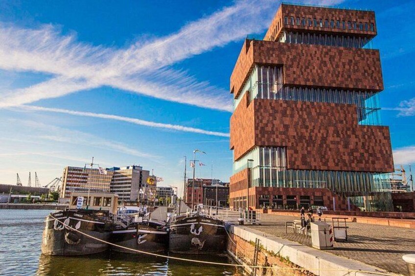 Explore the Instaworthy Spots of Antwerp with a Local 2