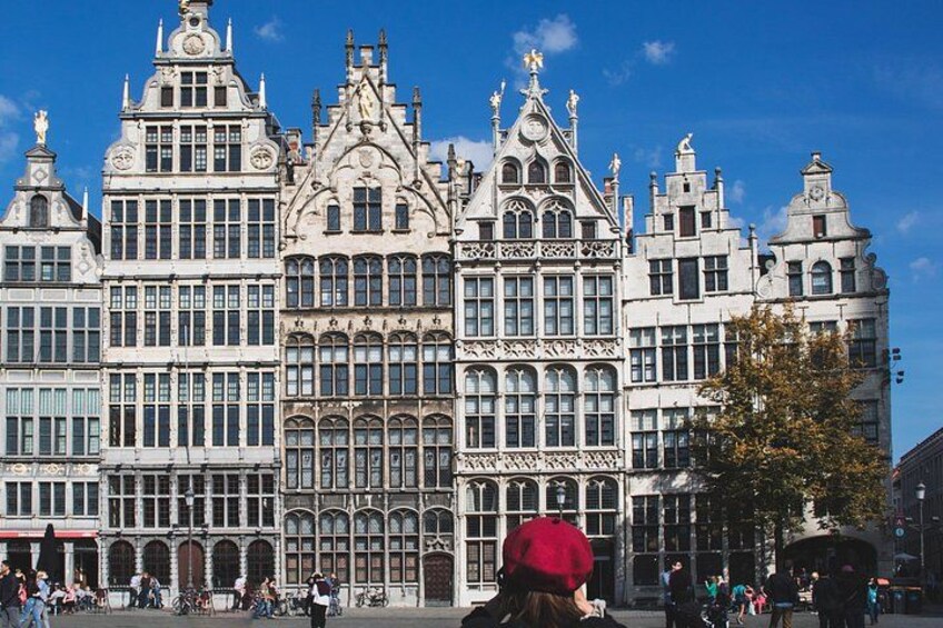 Explore the Instaworthy Spots of Antwerp with a Local 4