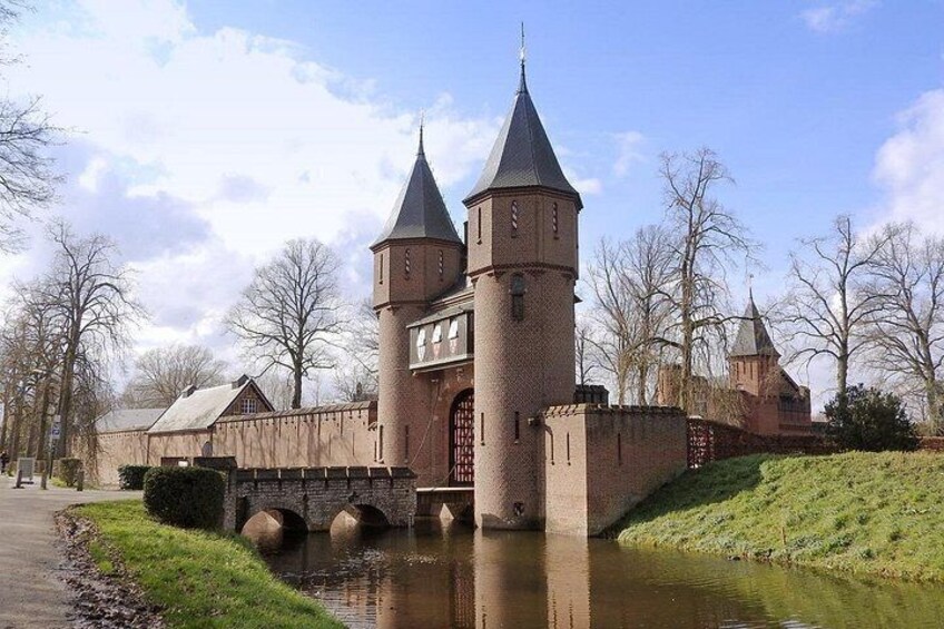 Utrecht Private Walking Tour With A Professional Guide 5