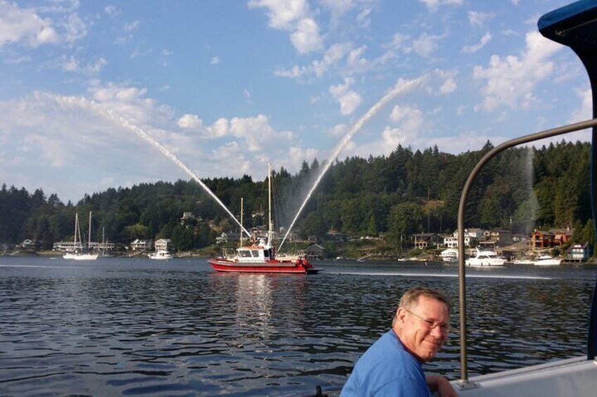 2 Hour Guided Boat Tour in Gig Harbor and Narrows Bridges