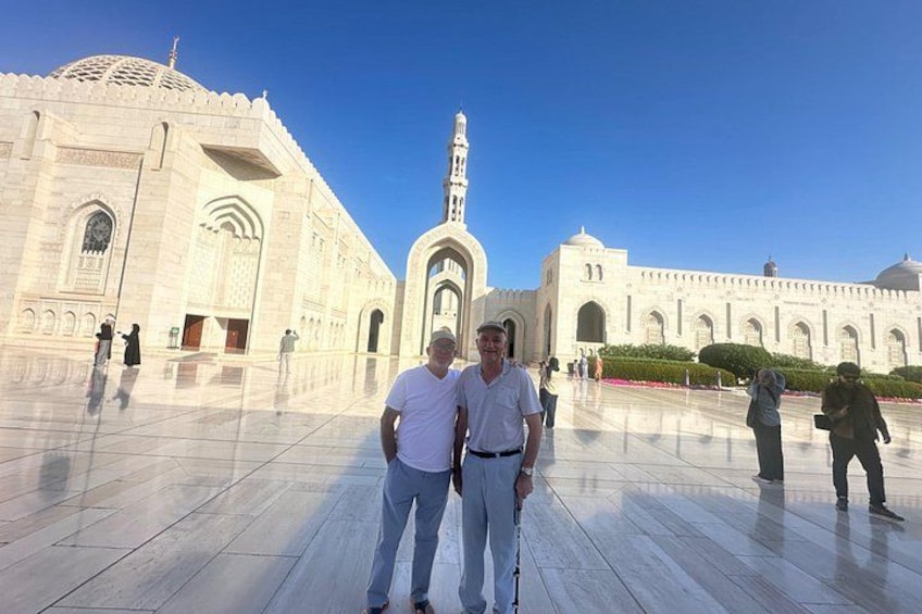 Muscat: Private Full-Day City Highlights Tour 2