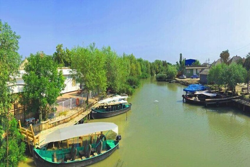 Small -Group Day Trip to Vilkovo - Ukrainian Venice 5