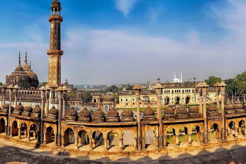 Best of Lucknow (Guided Halfday Sightseeing Tour by Car) 1