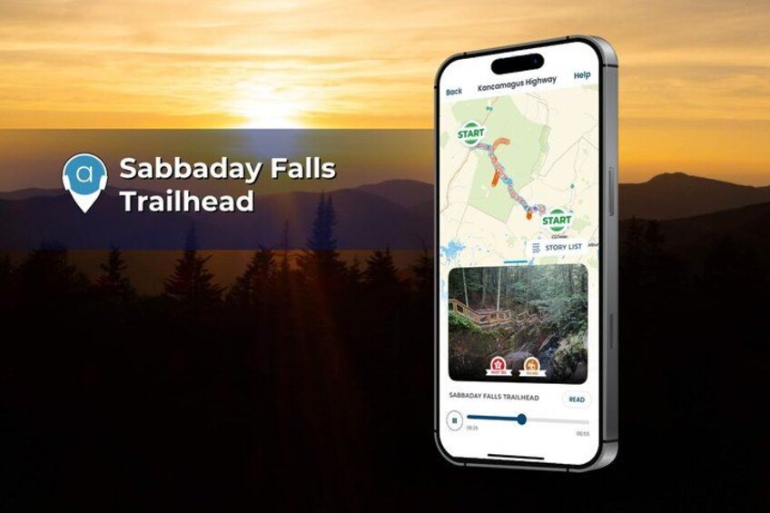 Un téléphone intelligent affichant une carte indiquant le point de départ du sentier de « Sabbaday Falls » et le tracé du sentier. 3