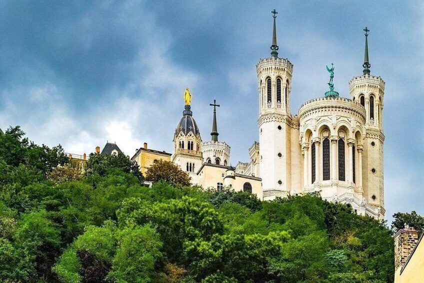 Lyon Private Walking Tour With A Professional Guide 4