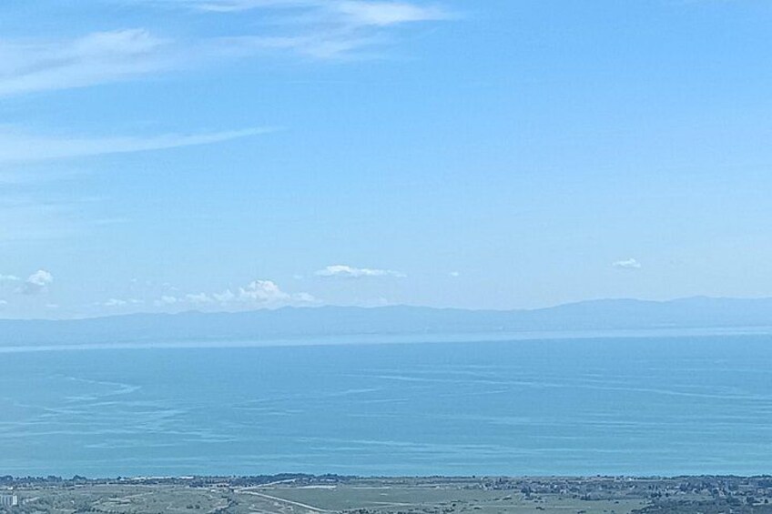 Scenic viewpoints showcasing the beauty of Mount Olympus, reached easily and stress-free. 3