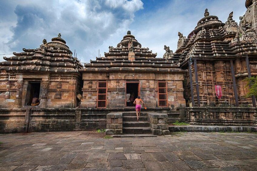 Spiritual Trails of Bhubaneswar (3 Hours Guided Temples Tour with Tuk Tuk Ride) 1