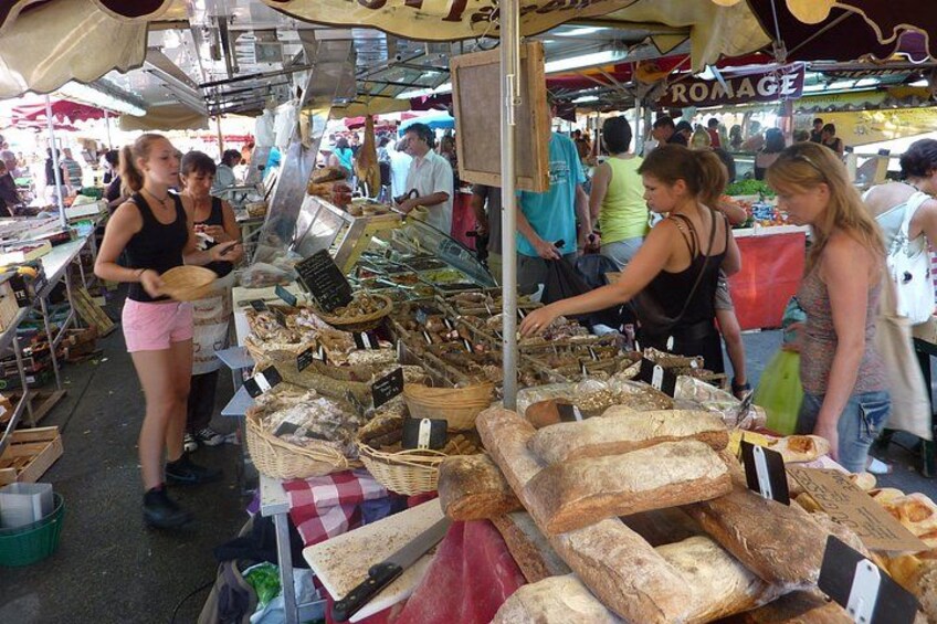 Aix-en-Provence Private Walking Tour With A Professional Guide 1
