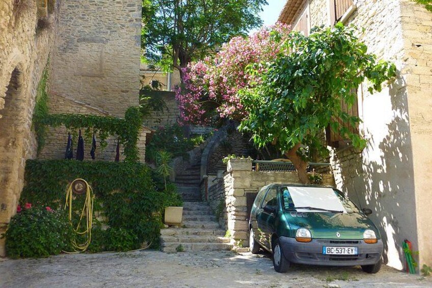 Aix-en-Provence Private Walking Tour With A Professional Guide 2