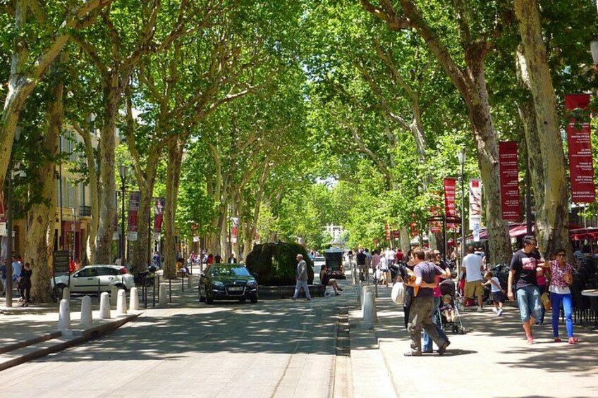 Aix-en-Provence Private Walking Tour With A Professional Guide 4