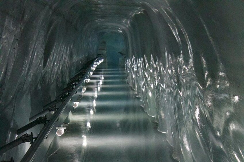 Jungfraujoch & Lauterbrunnen Alpine Tour | From Bern 4