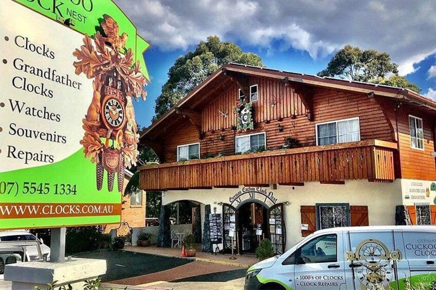 Hop on Hop Off Bus - Tamborine Mountain from Gold Coast 3