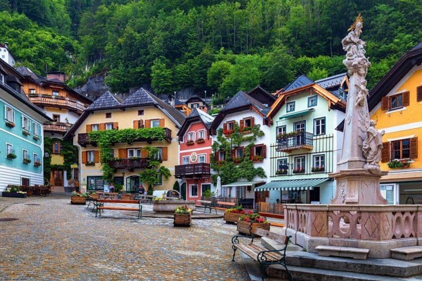 Ancient Treasures in Hallstatt: Exploration Game and Tour 1