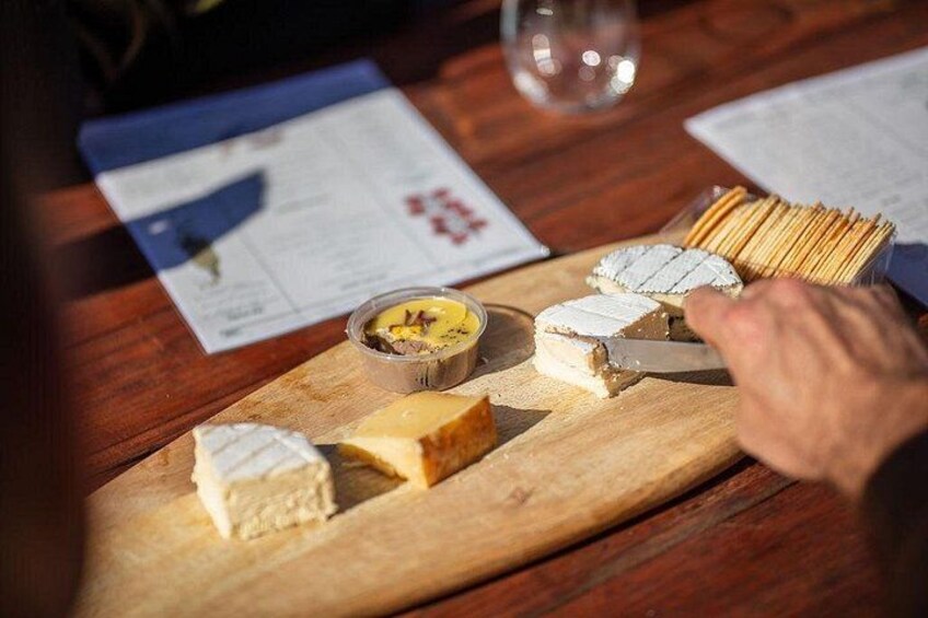 Brisbane: Hop on Hop off Wine tasting tour to Tamborine Mountain 4