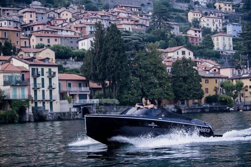 Private Boat Tour on the Lake Como 4