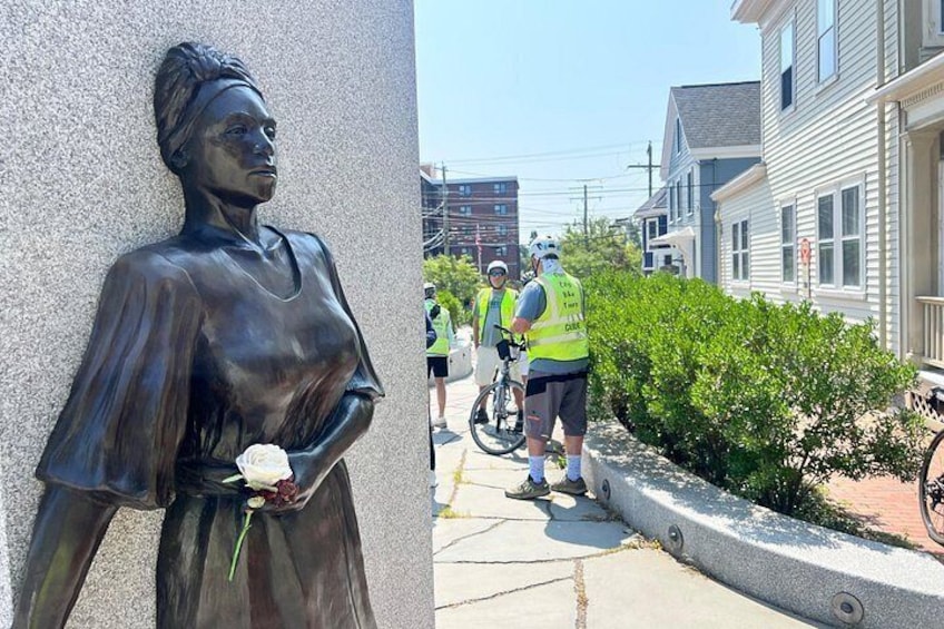 City of Portsmouth Bike Tour - Explore Historic Landmarks + Sites 3