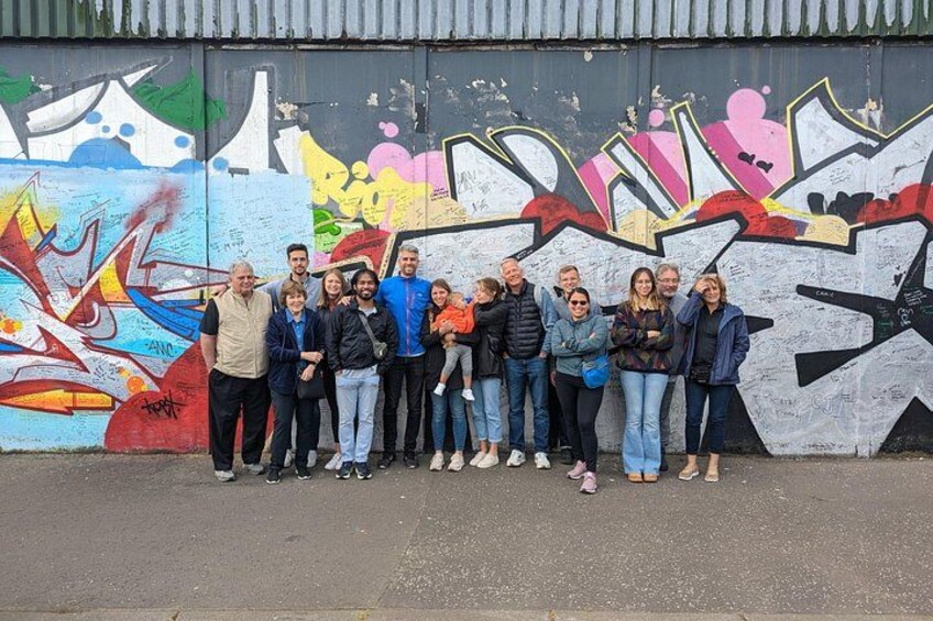 Belfast Black Taxi Tour: Private Journey Through History 1