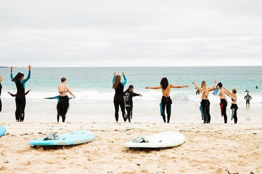 Lezioni di Surf per Beginner e Intermedi (6 persone a istruttore) 2