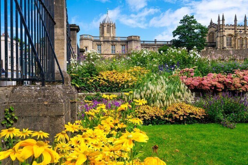 Oxford Walking Tour - Discover its University and Traditions