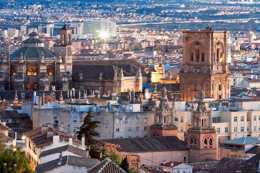 Granada: Royal Chapel and Granada Cathedral Guided Tour 3