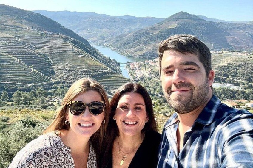 Private Douro Valley Tour with Sommelier, Lunch and Wine Tasting 2