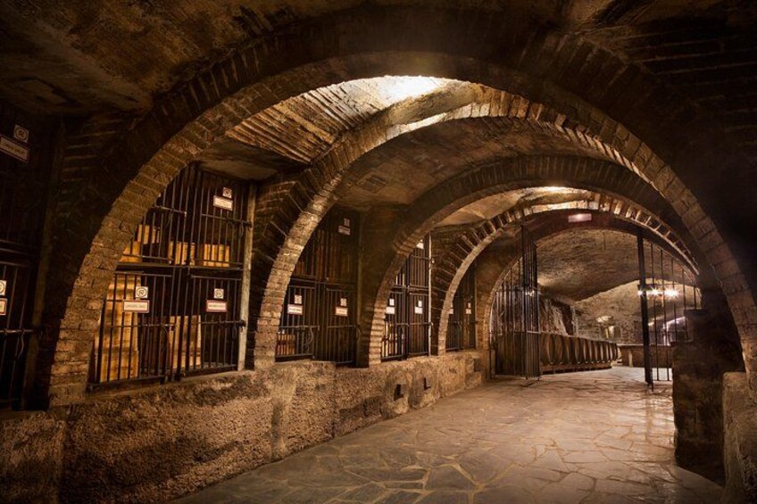 La Rioja wines and Laguardia tour from San Sebastian 4