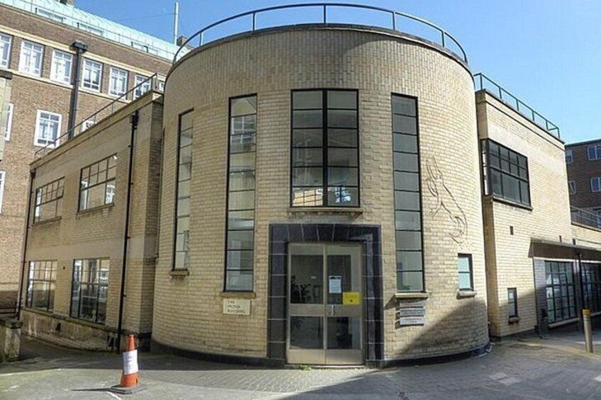 Tangential Cambridge: Group Walking Tour of Sights and Highlights 5