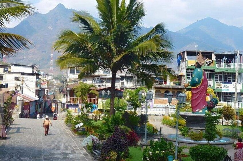 Full-Day Lake Atitlan Tour 4