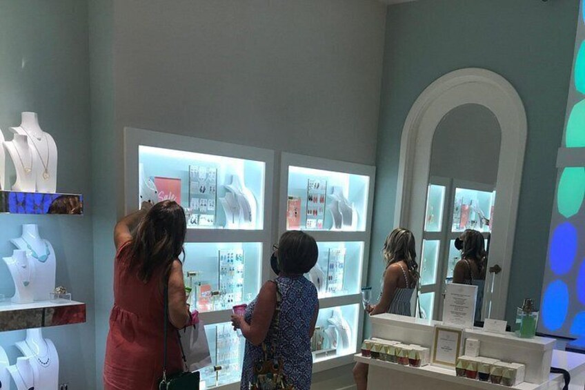Sip n’ Shop in Charleston 2