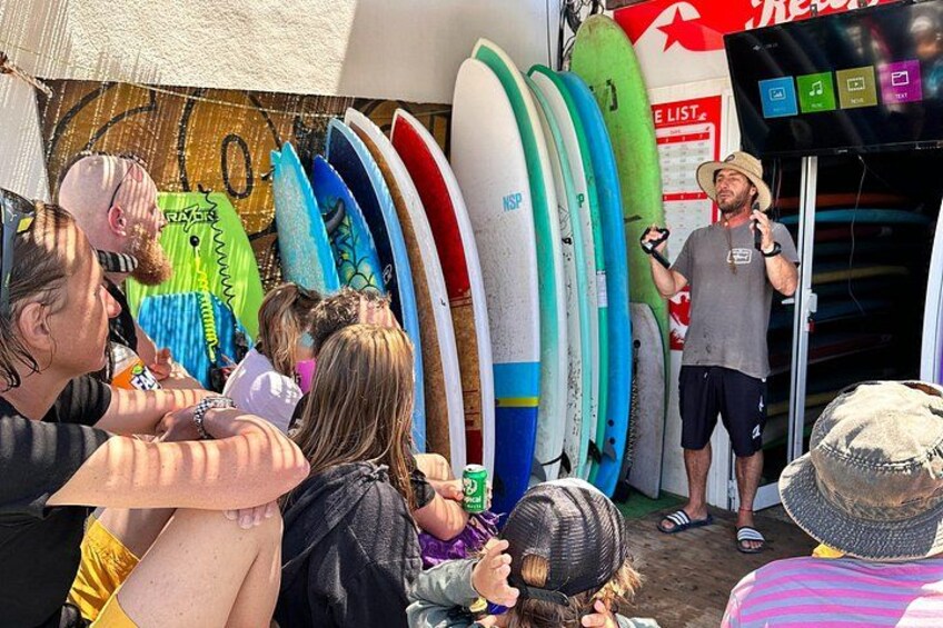 Get useful feedback and progress faster. Video analysis after your surf session on a big screen in our surf school 4