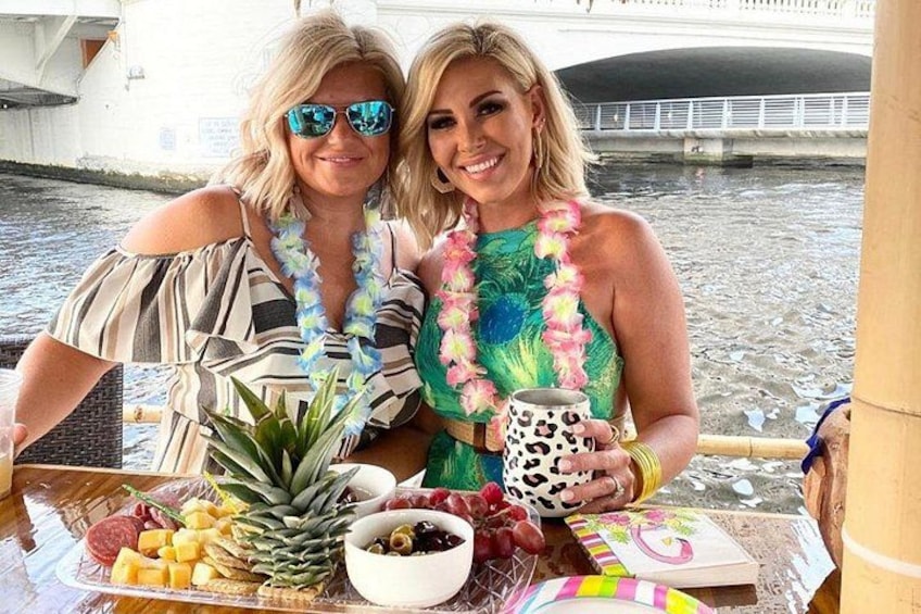 Tiki Boat - Downtown Tampa - The Only Authentic Floating Tiki Bar 4