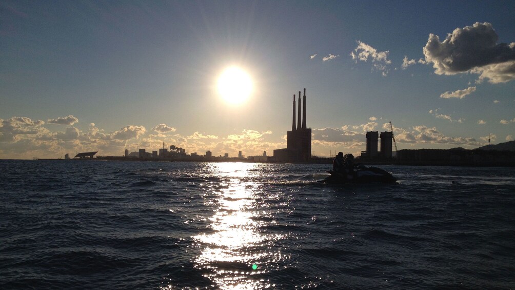 Sun over the water in Barcelona 5
