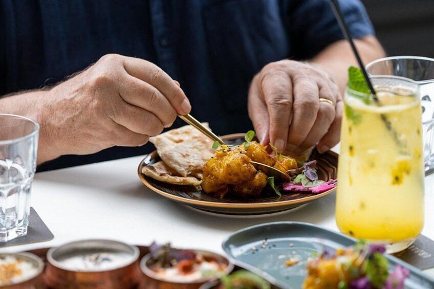 4-Hour Outback Gourmet Food & Aboriginal Art Tour 4