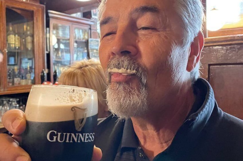 Authentic Dublin private car tour Top Ranked Dubliner guide Éamon 5