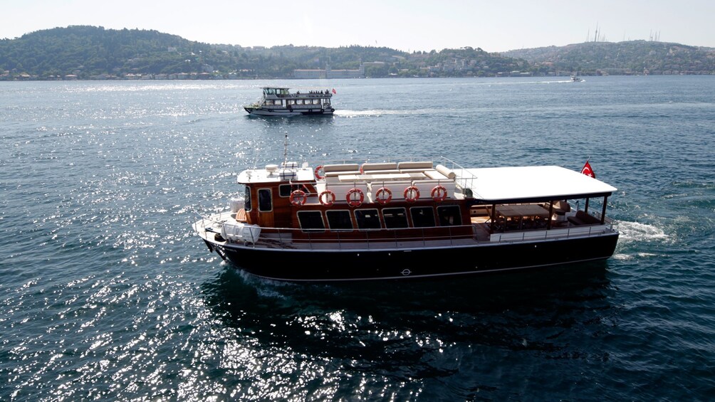 Small-Group Istanbul Classics Tour with Bosphorus Cruise