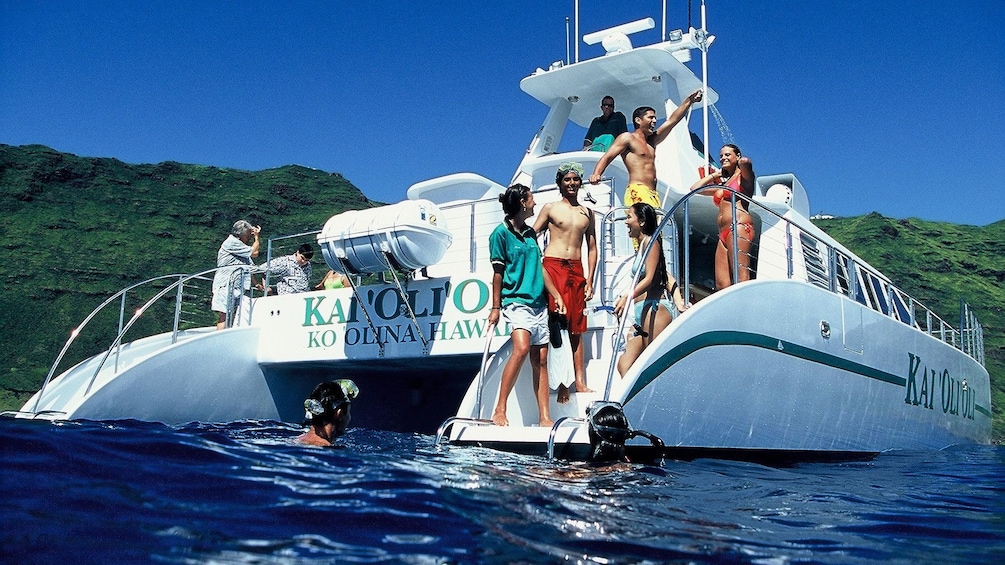 Friends on boat in Oahu