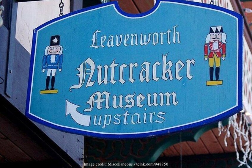 The Bavarian Village of Leavenworth: Day Trip from Seattle 2