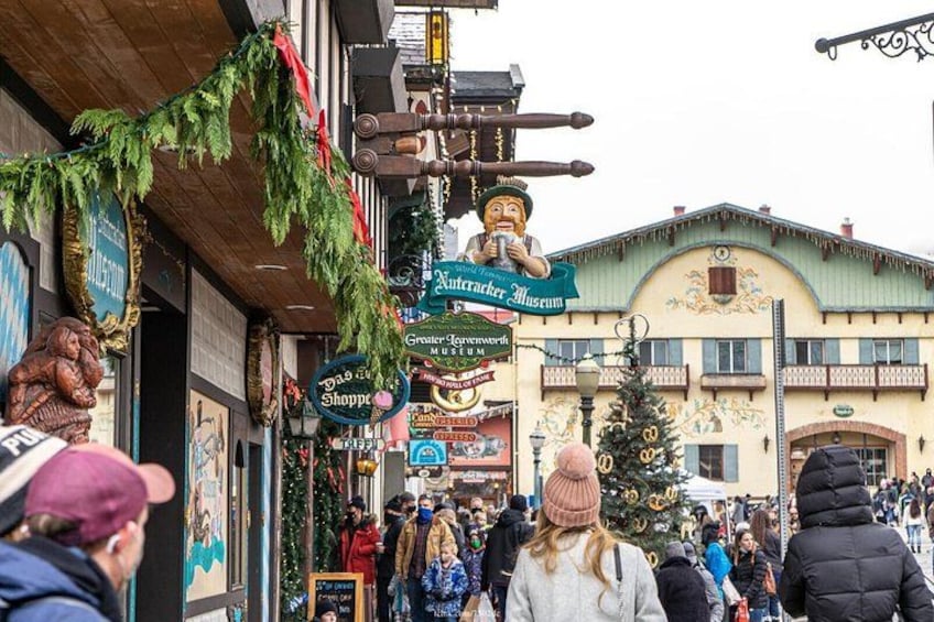 The Bavarian Village of Leavenworth: Day Trip from Seattle 2