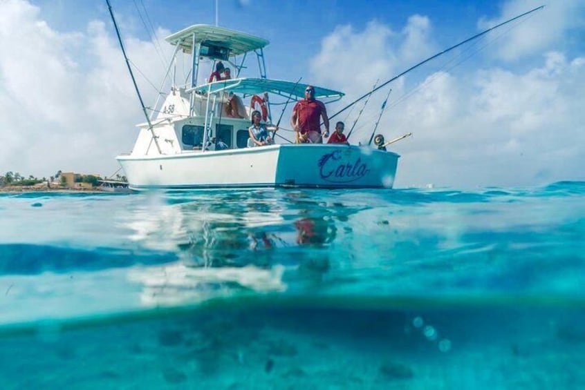 There are few things as relaxing and as thrilling as boating on the open water. Fishing Charters Aruba