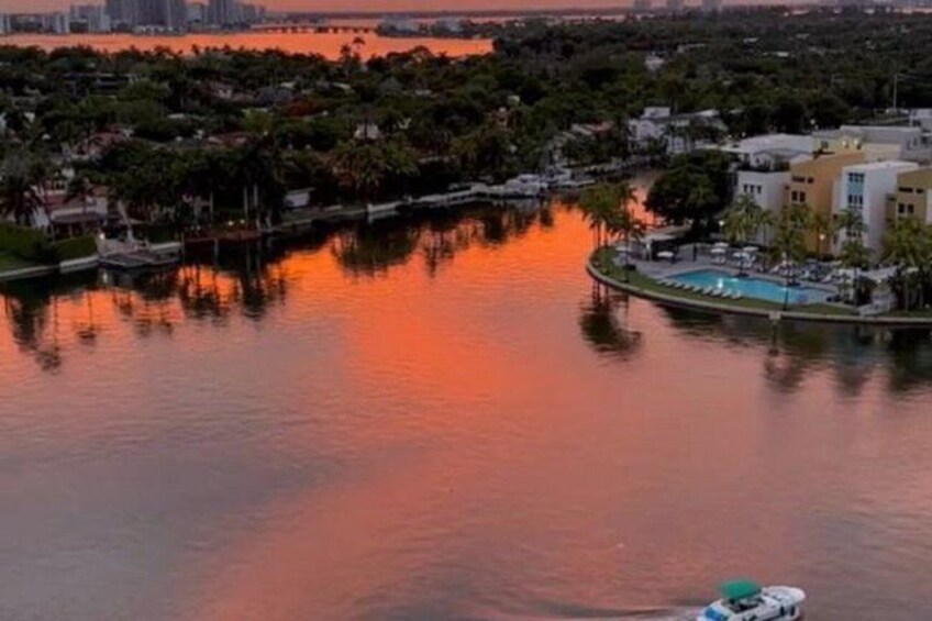 Private Sunset or Night Boat Cruise in Miami 2