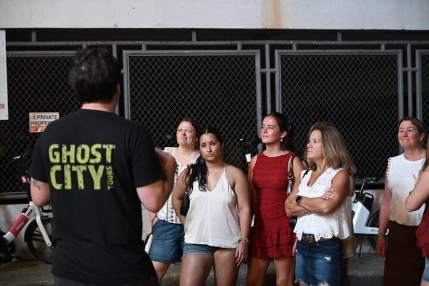 Seeking Spirits Haunted Night-Time Pub Crawl in Nashville 1